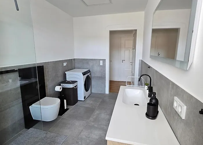 Moderne Mit Zwei Schlafzimmern In Zentrumnaehe *